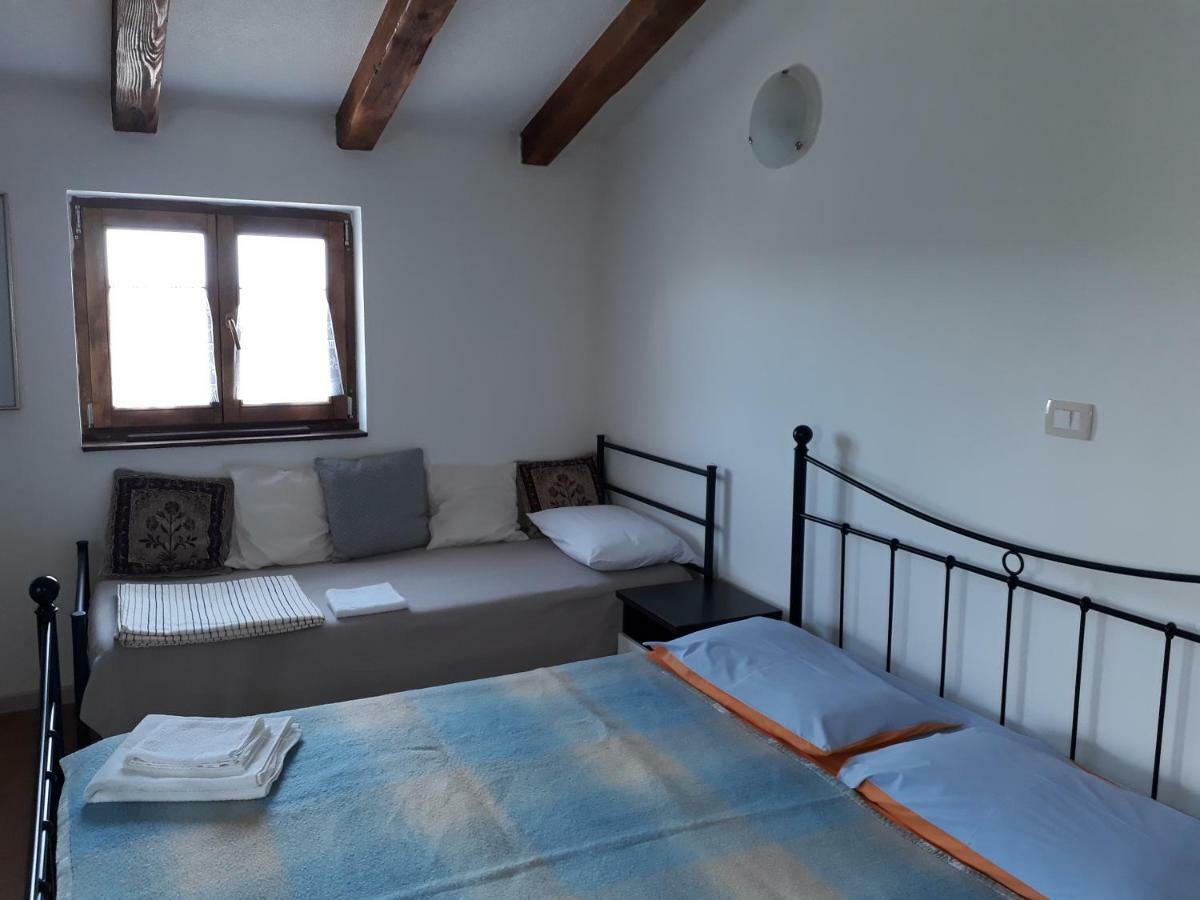 Rooms Agroturizam Romano Buje Eksteriør bilde